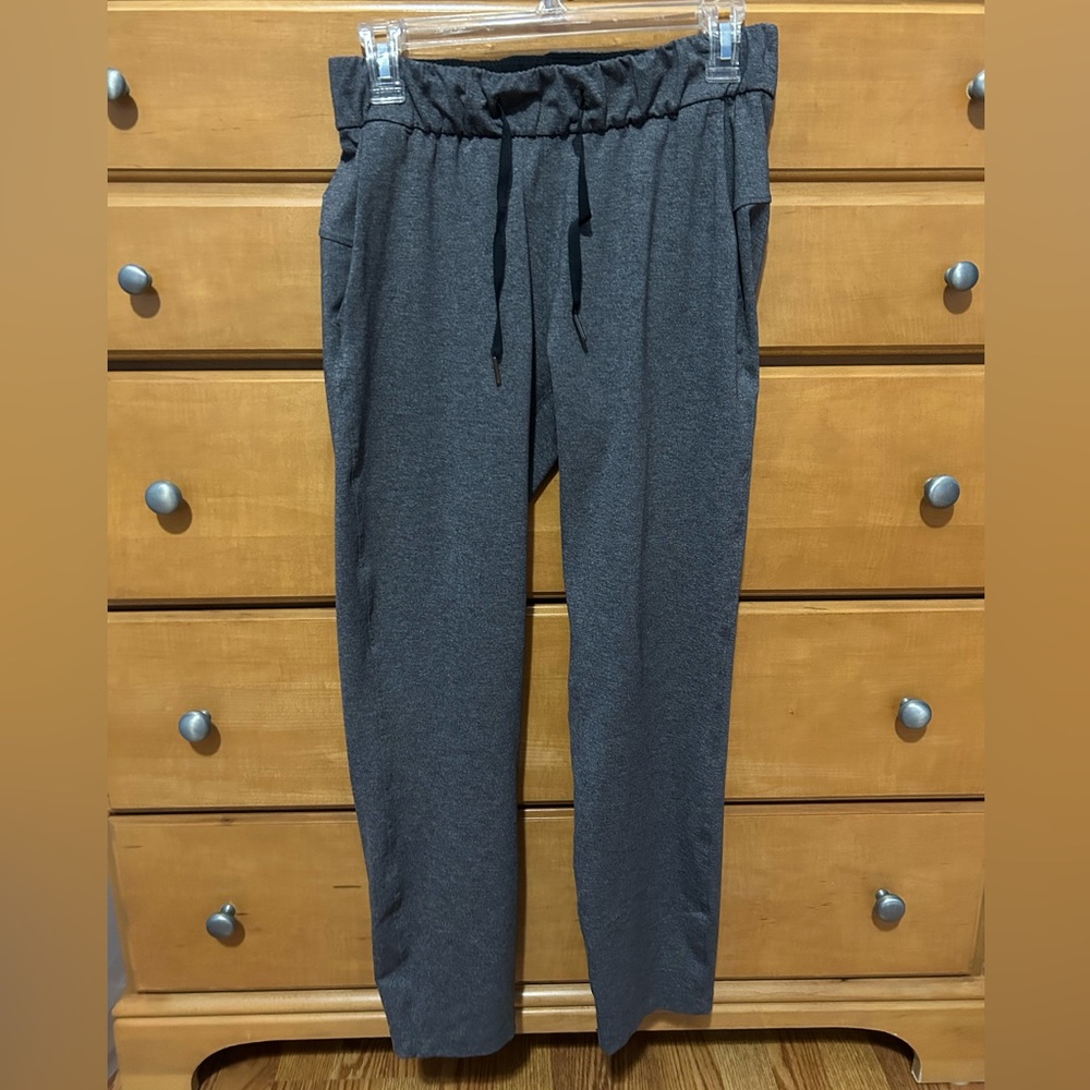 Lululemon On The Fly Pant Gray Size 4